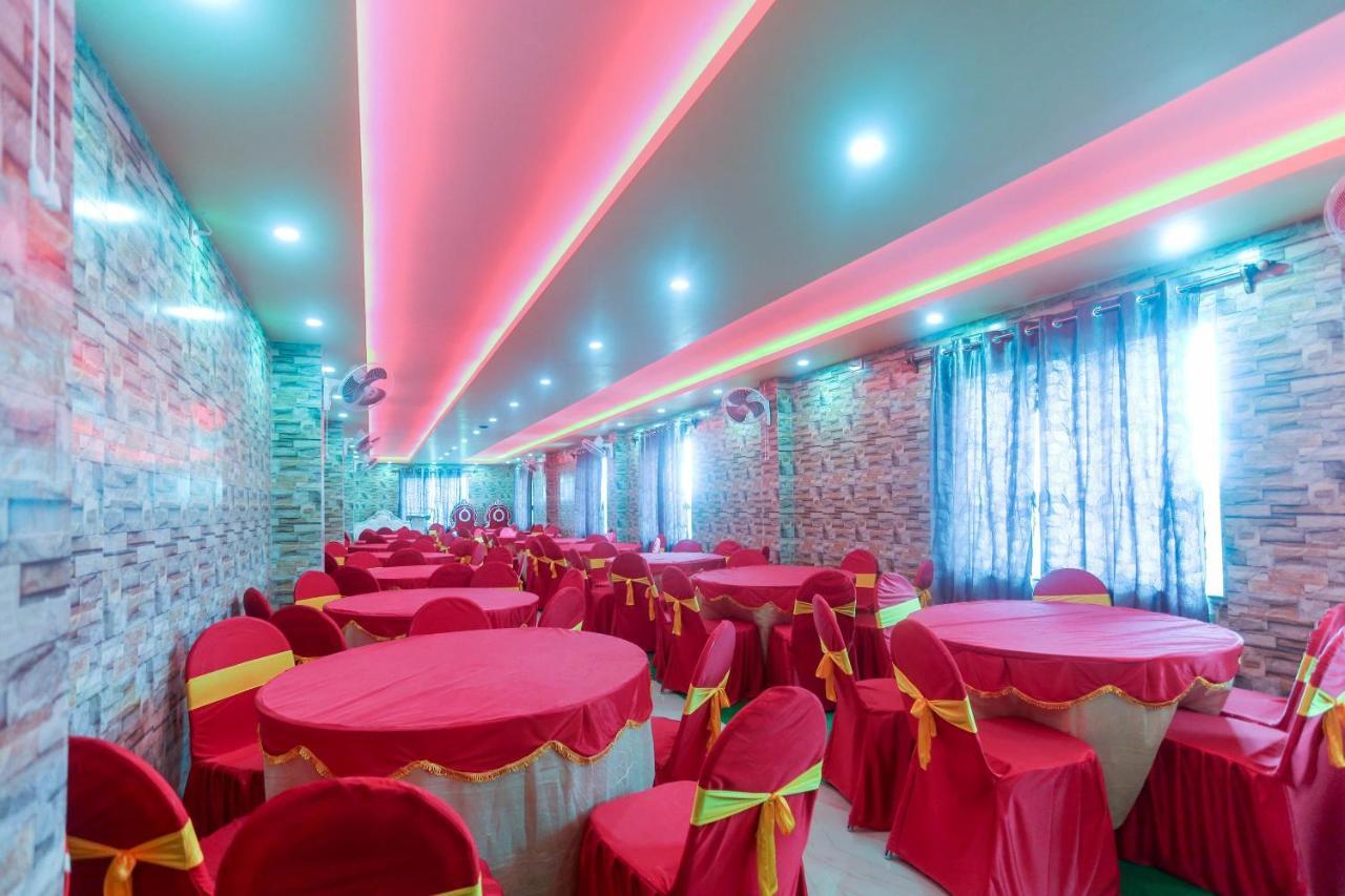 Oyo 60771 New Puri Hotel Экстерьер фото